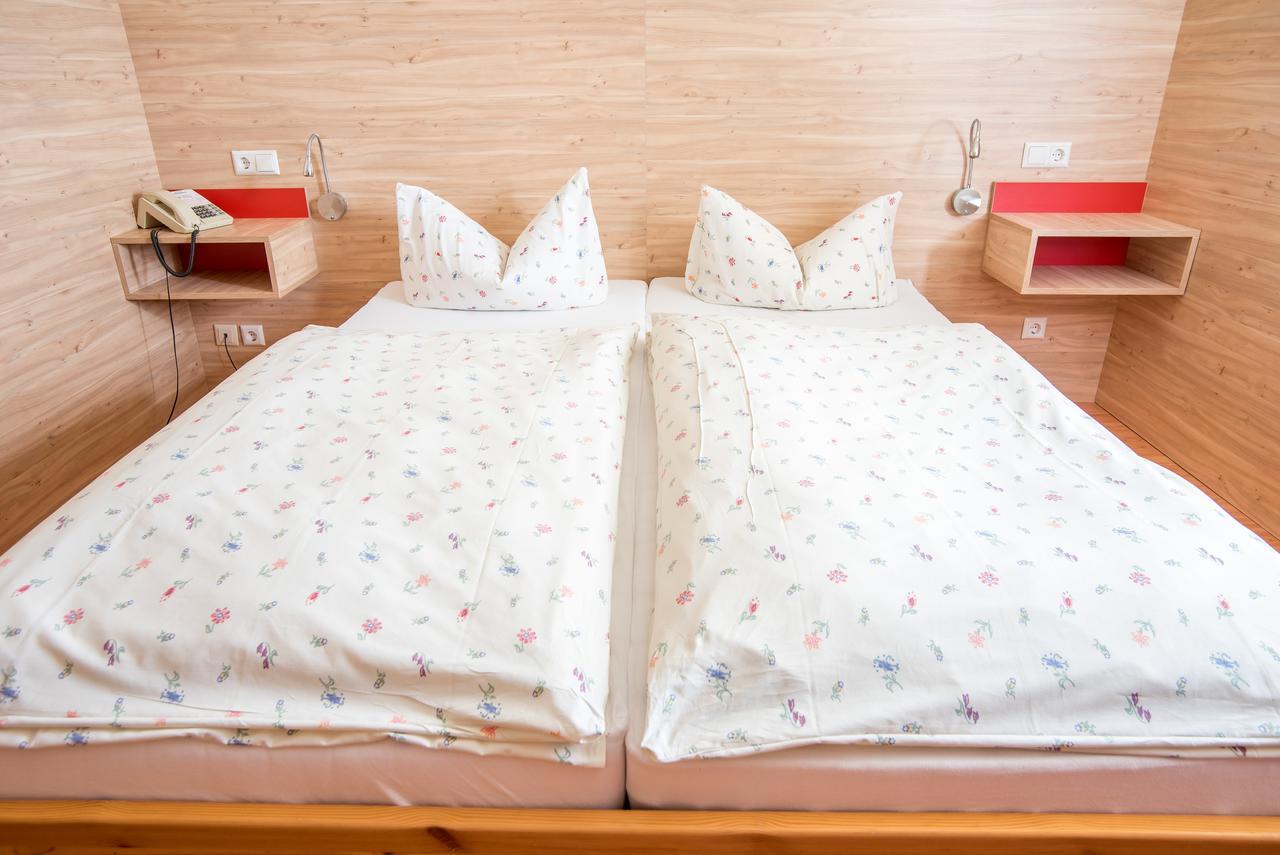 Hotel Schweizerhof Böbingen an der Rems Zewnętrze zdjęcie